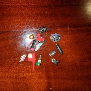 All charms 25 plus charms in photo